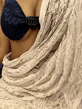 Snapshot of Sweets-jaanu chatting on November 19, 2025, 5:18 am Sweets-jaanu online show from November 19, 2025, 5:18 am