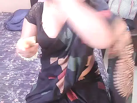 Snapshot of bold_kiara chatting on December 3, 2025, 4:24 am bold kiara online show from December 3, 2025, 4:24 am