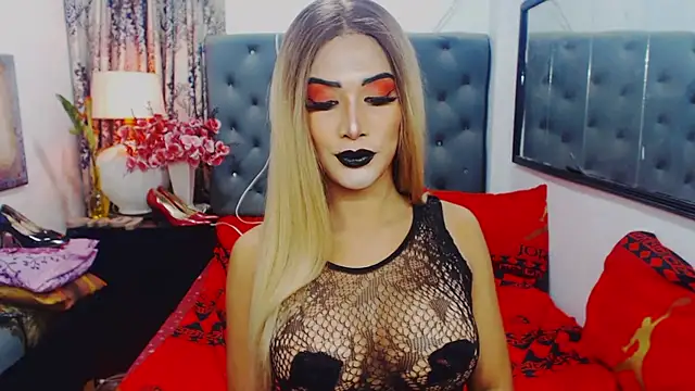 Snapshot of misstresbigcockXXp chatting on October 30, 2025, 6:12 am misstresbigcockXXp online show from October 30, 2025, 6:12 am