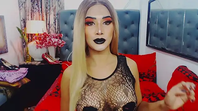 Snapshot of misstresbigcockXXp chatting on October 25, 2025, 8:02 am misstresbigcockXXp online show from October 25, 2025, 8:02 am