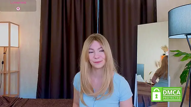 Snapshot of EmilyZortea chatting on October 12, 2025, 8:48 am EmilyZortea online show from October 12, 2025, 8:48 am