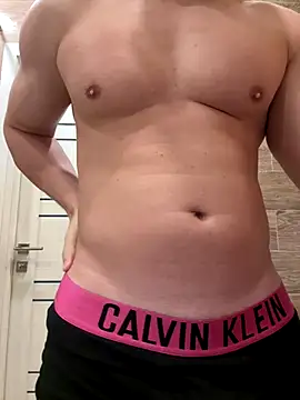 Snapshot of Magic-love1 chatting on December 18, 2025, 8:41 am Magic-love1 online show from December 18, 2025, 8:41 am