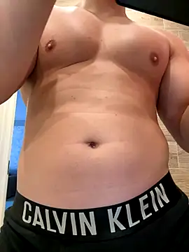 Snapshot of Magic-love1 chatting on November 13, 2025, 7:45 am Magic-love1 online show from November 13, 2025, 7:45 am