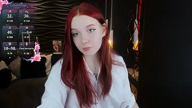 Snapshot of Layla_Glam chatting on April 29, 2026, 1:26 pm Layla Glam online show from April 29, 2026, 1:26 pm