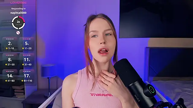 MaliaBourraine online show from February 17, 2026, 7:27 am