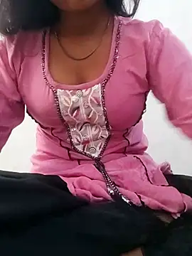 Snapshot of pari_rani7 chatting on May 26, 2026, 4:21 am pari rani7 online show from May 26, 2026, 4:21 am