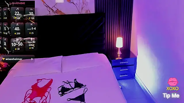 Snapshot of Aliyahsstone chatting on March 21, 2026, 12:53 pm Aliyahsstone online show from March 21, 2026, 12:53 pm