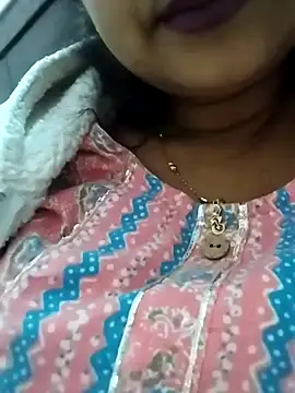 Snapshot of suzika_ chatting on December 16, 2025, 4:50 am suzika online show from December 16, 2025, 4:50 am