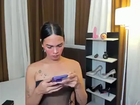 Sedictive Samantha online show from November 24, 2025, 5:57 pm