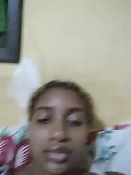 Snapshot of Barbiefox24 chatting on February 23, 2026, 10:10 pm Barbiefox24 online show from February 23, 2026, 10:10 pm