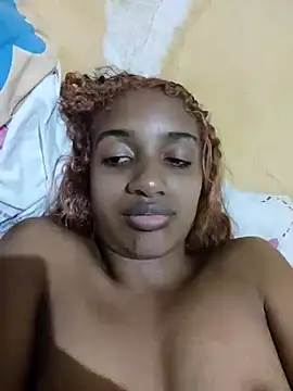 Snapshot of Barbiefox24 chatting on November 14, 2025, 1:53 am Barbiefox24 online show from November 14, 2025, 1:53 am