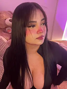 Mericute  online show from March 19, 2026, 1:38 am