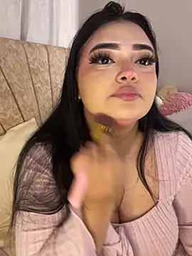 Mericute  online show from October 9, 2025, 12:33 am