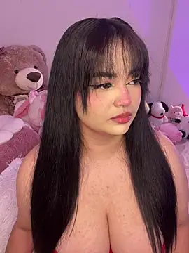 Mericute  online show from January 17, 2026, 11:52 pm