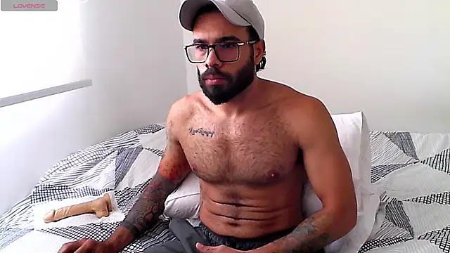 htrebor87 online show from March 30, 2026, 4:30 pm