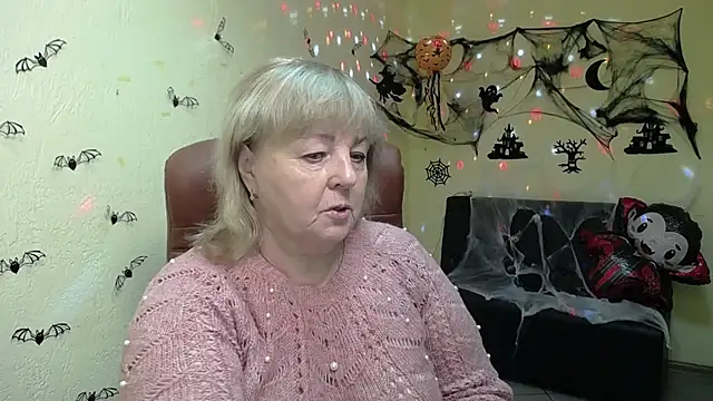 MilenaWedxy online show from October 28, 2025, 6:01 am