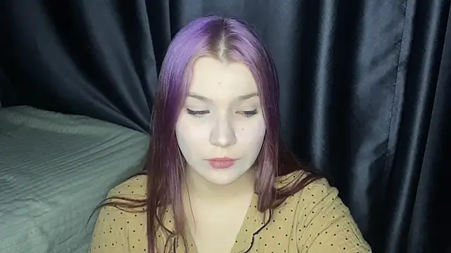 Snapshot of Elvira8cute chatting on October 23, 2025, 4:05 pm Elvira8cute online show from October 23, 2025, 4:05 pm