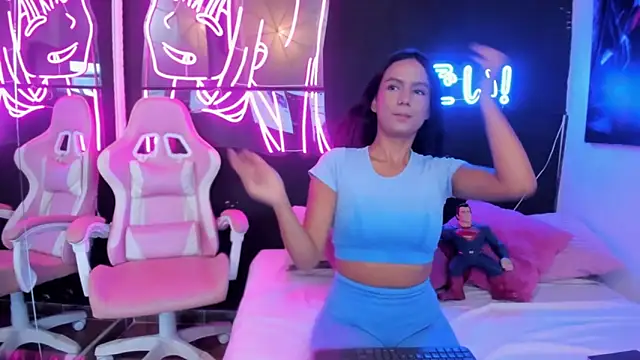 Snapshot of Star_Liight chatting on December 17, 2025, 8:58 pm Star Liight online show from December 17, 2025, 8:58 pm