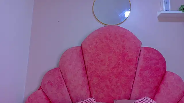 MyApril   online show from April 17, 2026, 12:08 pm