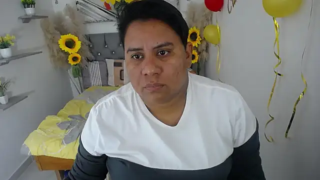 Snapshot of hotlesby_valery chatting on September 26, 2025, 12:23 pm hotlesby valery online show from September 26, 2025, 12:23 pm