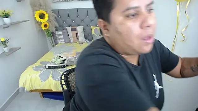 Snapshot of hotlesby_valery chatting on October 7, 2025, 7:15 pm hotlesby valery online show from October 7, 2025, 7:15 pm