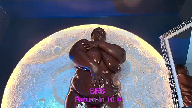 CarolinaGomez  online show from April 14, 2026, 6:57 pm