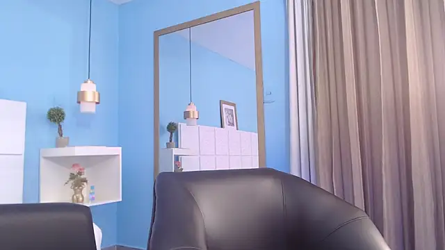 Snapshot of PenelopeBond chatting on September 23, 2025, 2:13 pm PenelopeBond online show from September 23, 2025, 2:13 pm