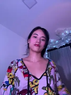 Snapshot of Rouse_Monroe chatting on June 11, 2026, 12:32 am Rouse Monroe online show from June 11, 2026, 12:32 am