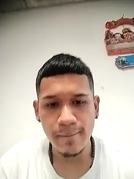 Mohamedxxx13 online show from September 19, 2025, 6:56 pm