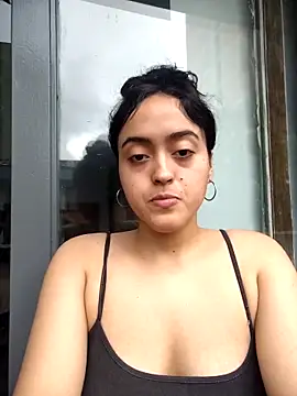 Snapshot of Grecia__x chatting on October 22, 2025, 9:46 pm Grecia  x online show from October 22, 2025, 9:46 pm