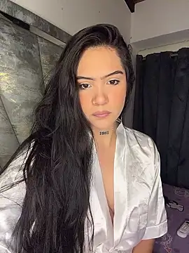 Snapshot of liahouses chatting on January 12, 2026, 12:17 am liahouses online show from January 12, 2026, 12:17 am