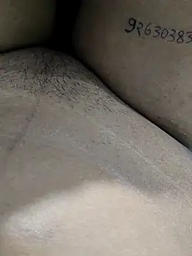 Snapshot of auntybbk chatting on November 29, 2025, 12:49 pm auntybbk online show from November 29, 2025, 12:49 pm