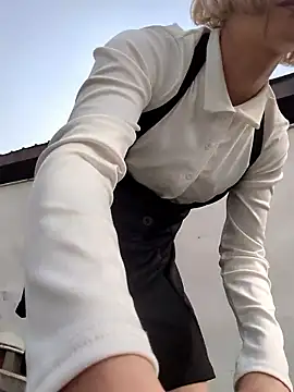 takusaki223 online show from March 30, 2026, 5:31 am