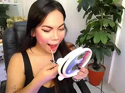 Snapshot of AngelitaDeputouch chatting on October 25, 2025, 8:35 am AngelitaDeputouch online show from October 25, 2025, 8:35 am