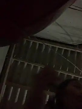 Snapshot of Halyy_xx chatting on October 17, 2025, 11:34 am Halyy xx online show from October 17, 2025, 11:34 am