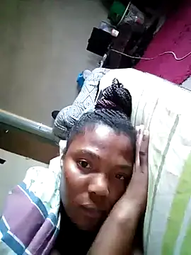 Snapshot of best_frnd chatting on May 31, 2026, 7:03 am best frnd online show from May 31, 2026, 7:03 am
