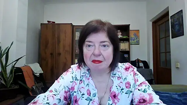 Snapshot of Violet_Pulse chatting on February 24, 2026, 7:31 am Violet Pulse online show from February 24, 2026, 7:31 am