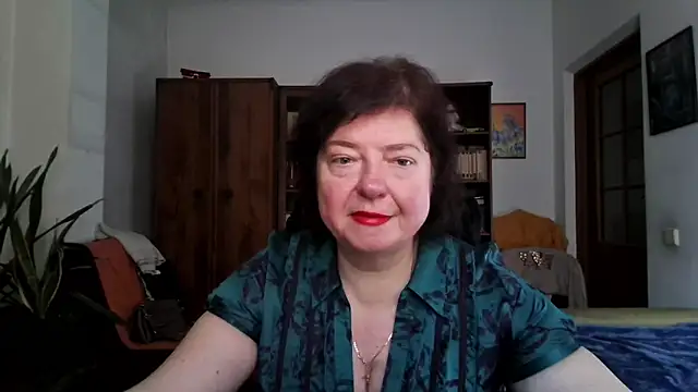 Snapshot of Violet_Pulse chatting on February 27, 2026, 8:58 am Violet Pulse online show from February 27, 2026, 8:58 am