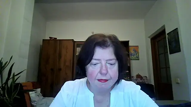 Violet Pulse online show from November 6, 2025, 12:31 pm