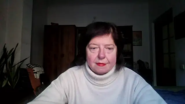 Snapshot of Violet_Pulse chatting on February 10, 2026, 1:21 pm Violet Pulse online show from February 10, 2026, 1:21 pm