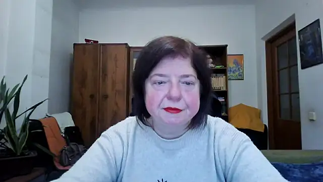 Snapshot of Violet_Pulse chatting on February 26, 2026, 11:32 am Violet Pulse online show from February 26, 2026, 11:32 am