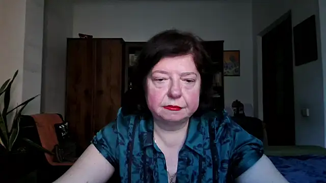 Snapshot of Violet_Pulse chatting on February 28, 2026, 12:38 pm Violet Pulse online show from February 28, 2026, 12:38 pm