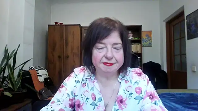 Snapshot of Violet_Pulse chatting on February 16, 2026, 9:52 am Violet Pulse online show from February 16, 2026, 9:52 am