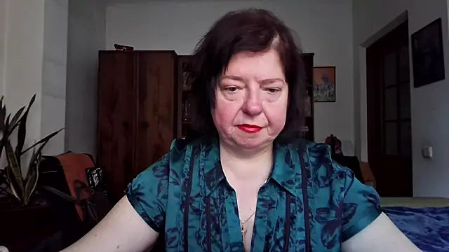 Snapshot of Violet_Pulse chatting on March 1, 2026, 10:37 am Violet Pulse online show from March 1, 2026, 10:37 am