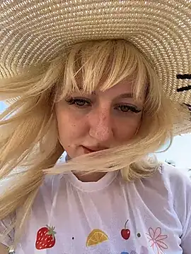 RonnieKiss online show from February 7, 2026, 5:59 am