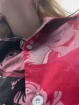 Snapshot of RonnieKiss chatting on November 17, 2025, 4:27 am RonnieKiss online show from November 17, 2025, 4:27 am