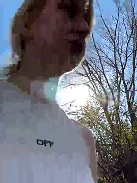 Snapshot of RonnieKiss chatting on September 26, 2025, 3:46 am RonnieKiss online show from September 26, 2025, 3:46 am