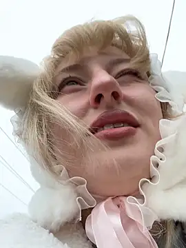 Snapshot of RonnieKiss chatting on September 30, 2025, 3:34 am RonnieKiss online show from September 30, 2025, 3:34 am