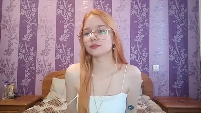 Snapshot of Lutangogansit chatting on September 20, 2025, 11:37 am Lutangogansit online show from September 20, 2025, 11:37 am