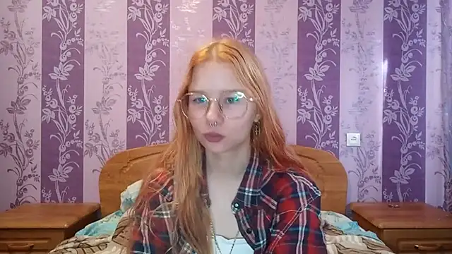 Snapshot of Lutangogansit chatting on September 30, 2025, 7:03 am Lutangogansit online show from September 30, 2025, 7:03 am